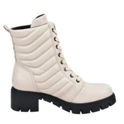 Naisten Nilkkurit Bugatti Beige -Kenkä Kauppa tuotesivu NaistennilkkuritBugattibeige 431A4T32 2b3b44fab15ec2368a72ce8ea0d862c5 3